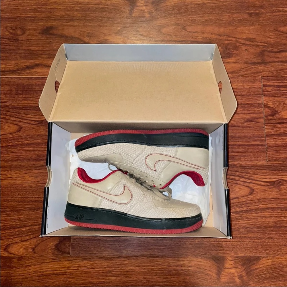 ‼️👠‼️BOGO 50% OFF Nike Air Force 1 Low Premium tweed tan and army-varsity shoes